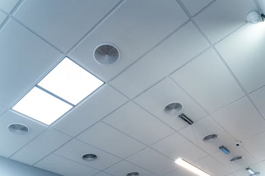 Ceiling with fire alarm and lighting
